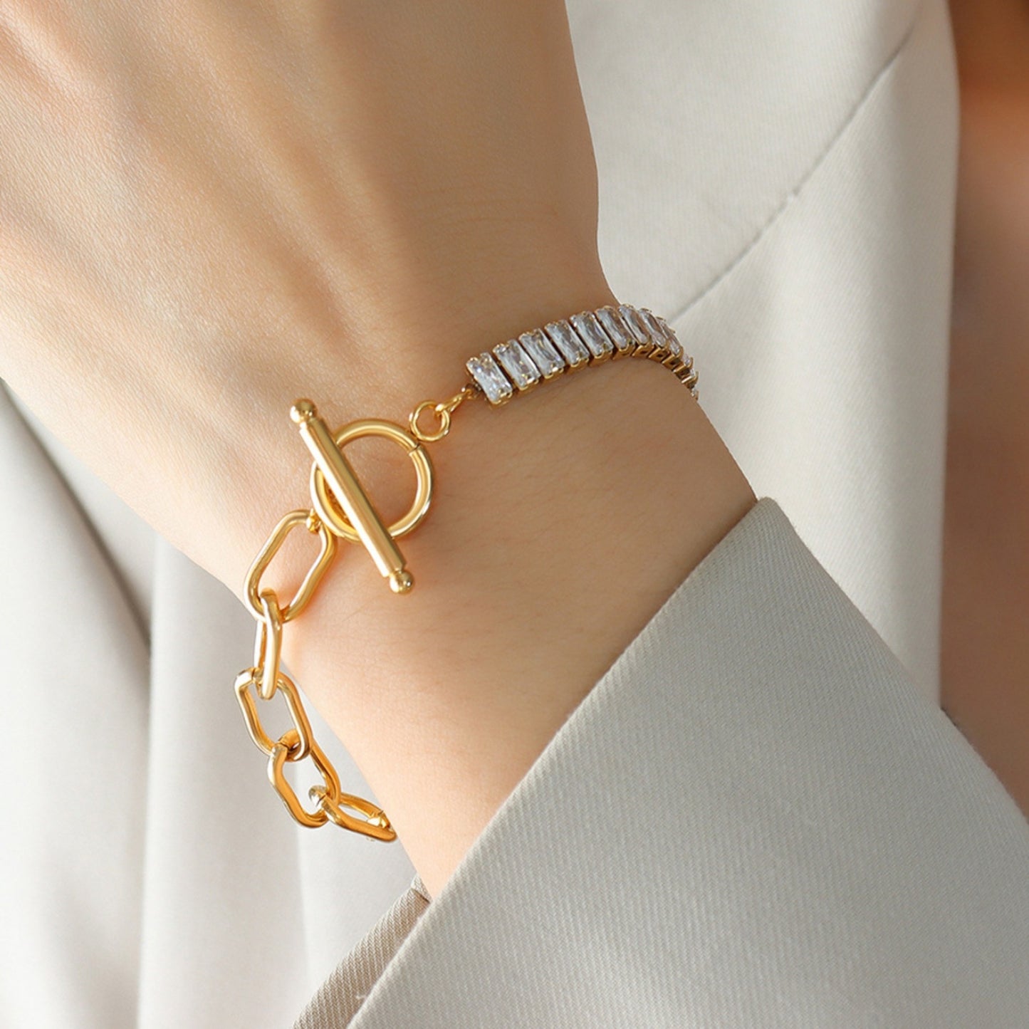 Zircon Titanium Steel Closure Bracelet - House of Binx