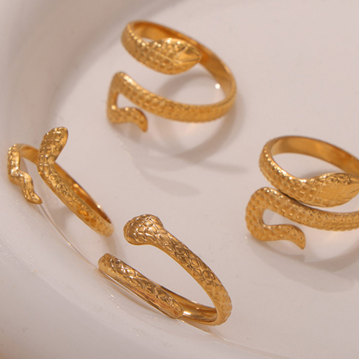 Titanium Steel Snake Shape Bypass Ring - House of Binx