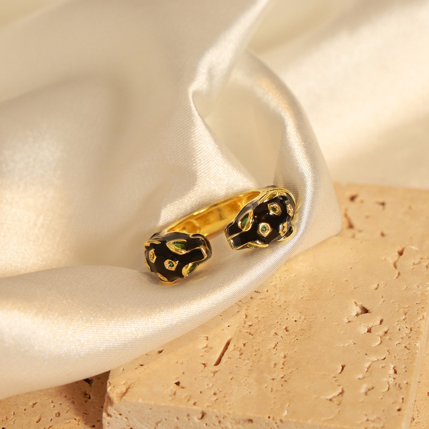 Inlaid Zircon Oil Drip Open Ring - House of Binx