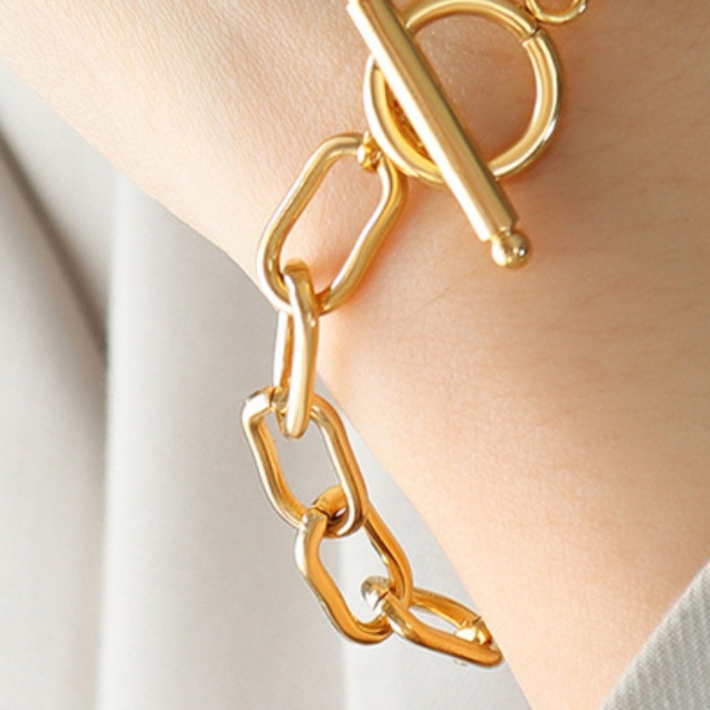 Zircon Titanium Steel Closure Bracelet - House of Binx