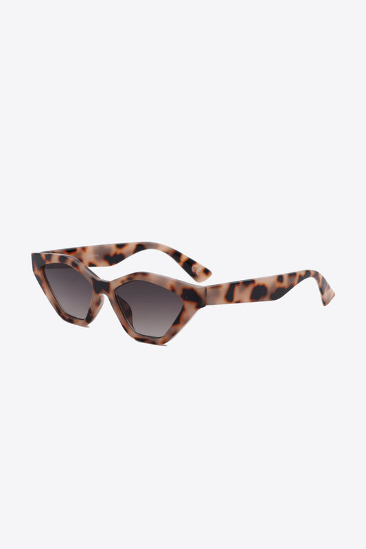 Cat Eye Polycarbonate Sunglasses - House of Binx 