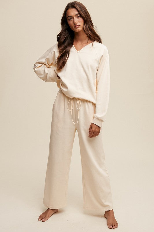 V-neck Sweatshirt and Pants Set - House of Binx 