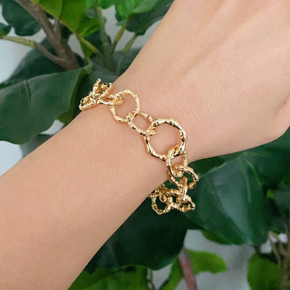 Artfully Linked Chain Bracelet - House of Binx 