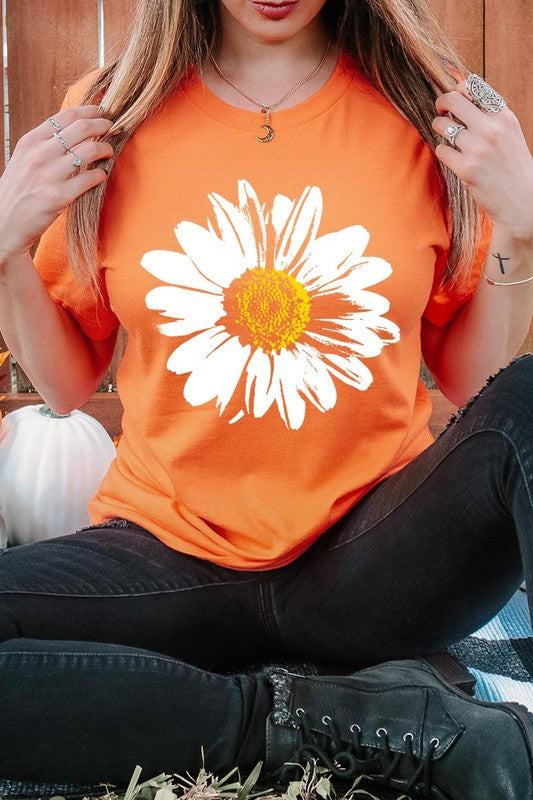 Daisy Graphic Tee