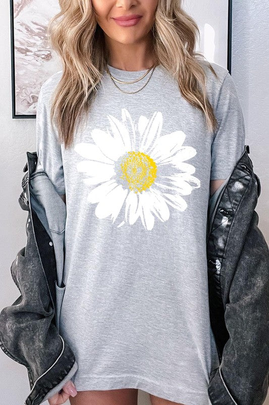 Daisy Graphic Tee