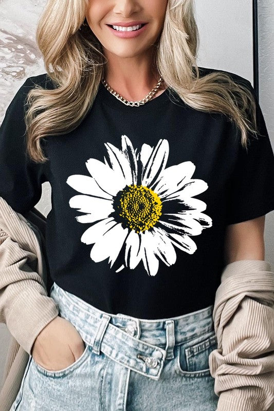 Daisy Graphic Tee