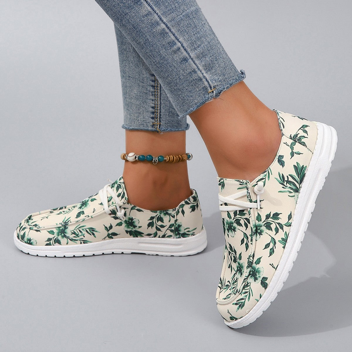 Printed Round Toe Flat Sneakers - House of Binx 