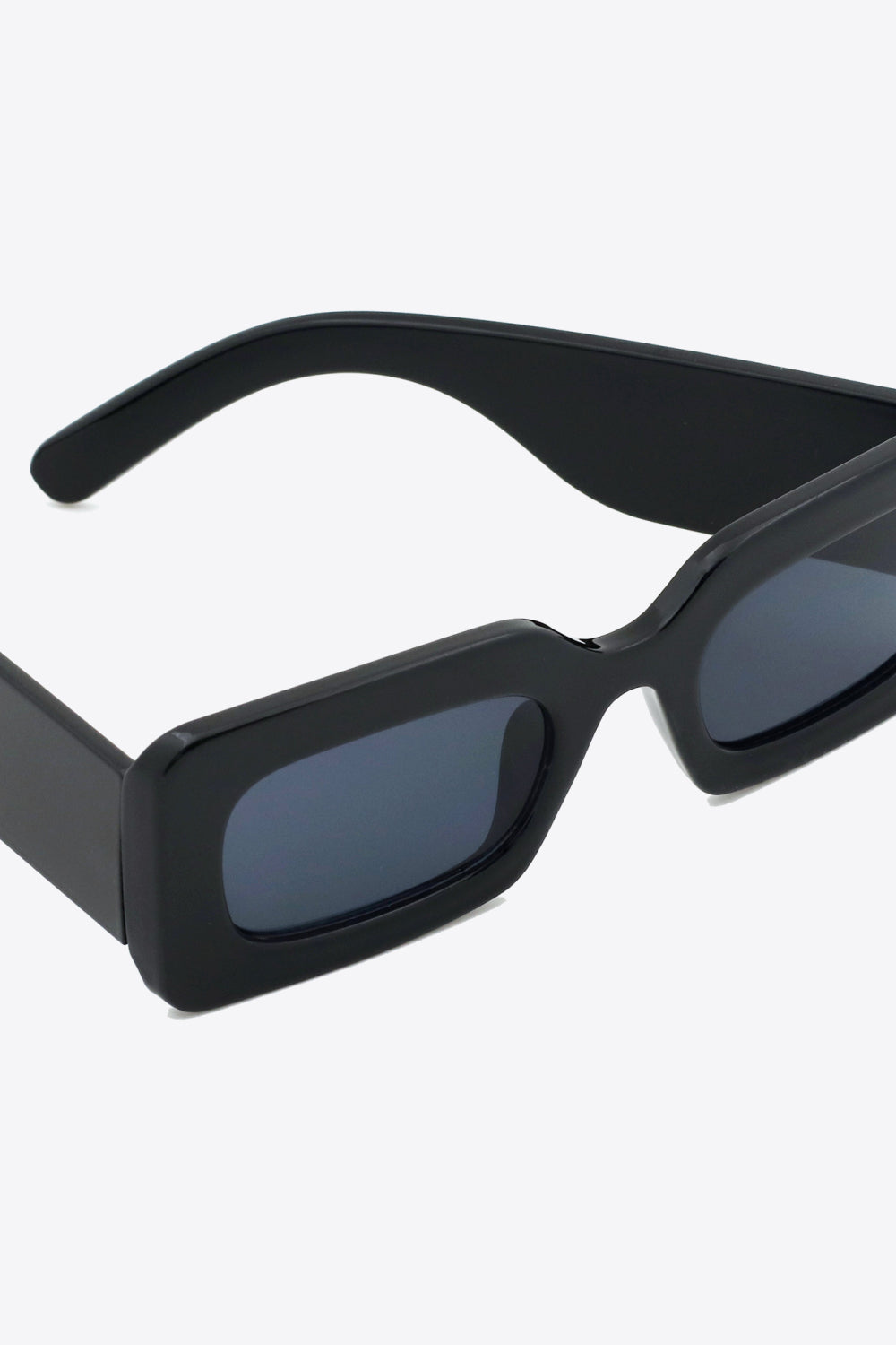 Polycarbonate Frame Rectangle Sunglasses - House of Binx 