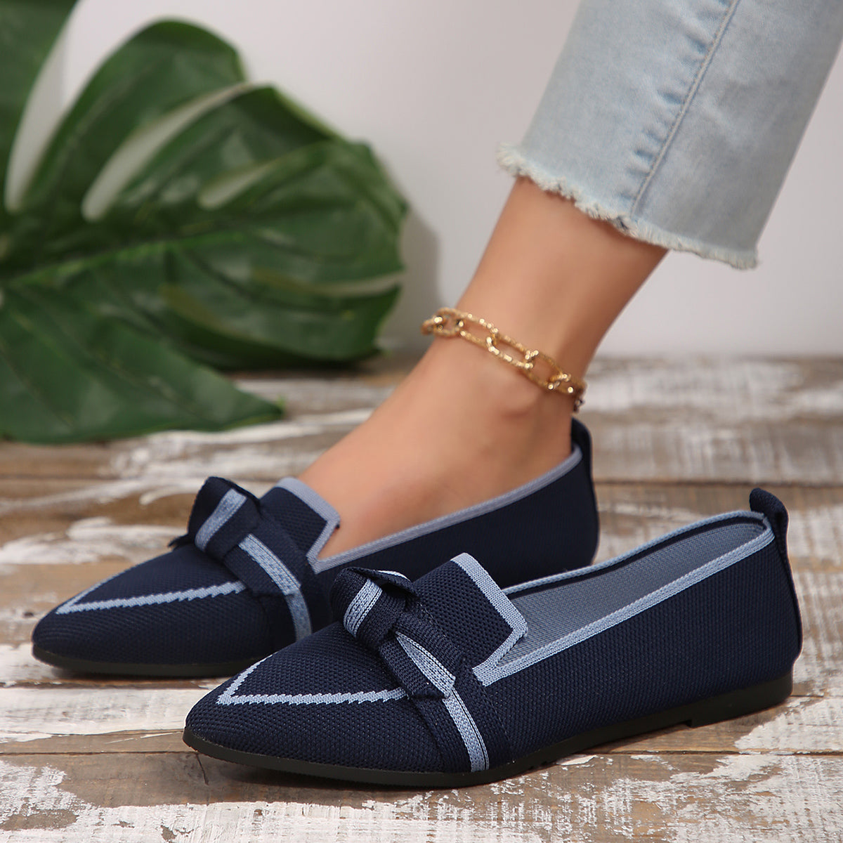 Bow Contrast Trim Point Toe Loafers - House of Binx 