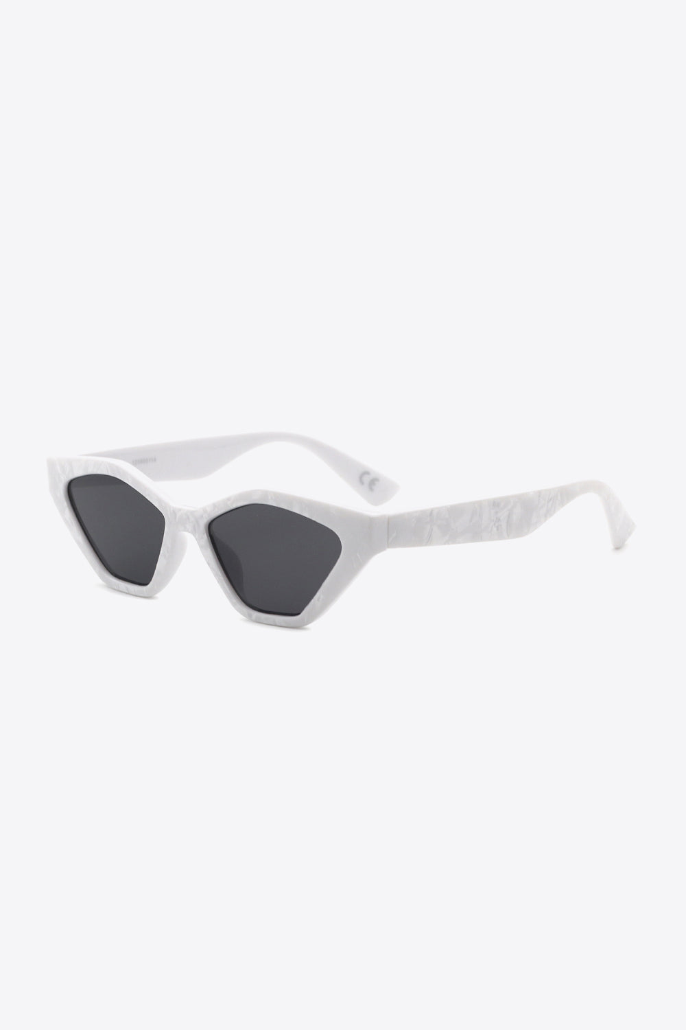 Cat Eye Polycarbonate Sunglasses - House of Binx 