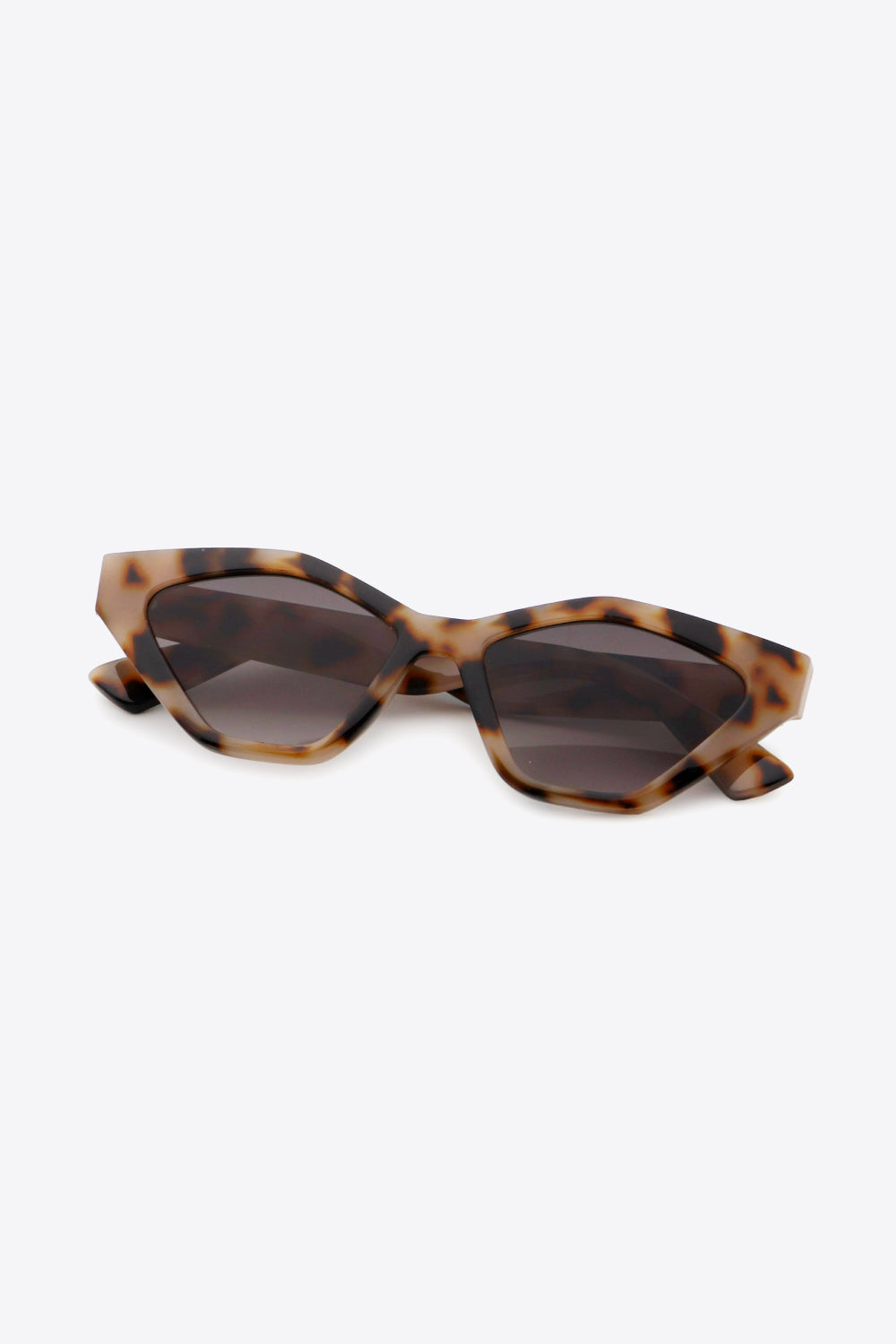 Cat Eye Polycarbonate Sunglasses - House of Binx 