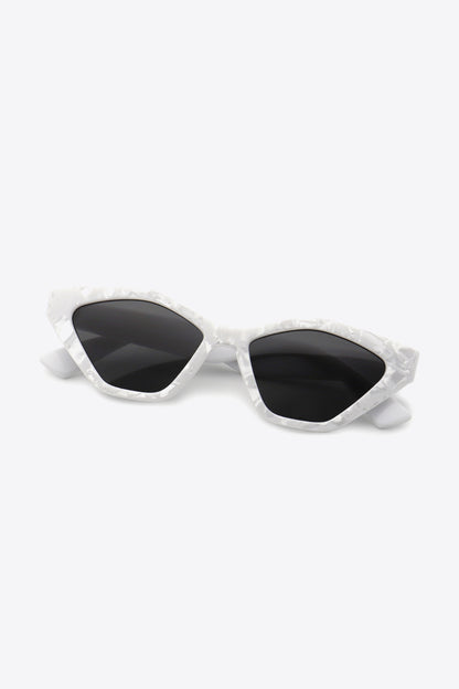 Cat Eye Polycarbonate Sunglasses - House of Binx 