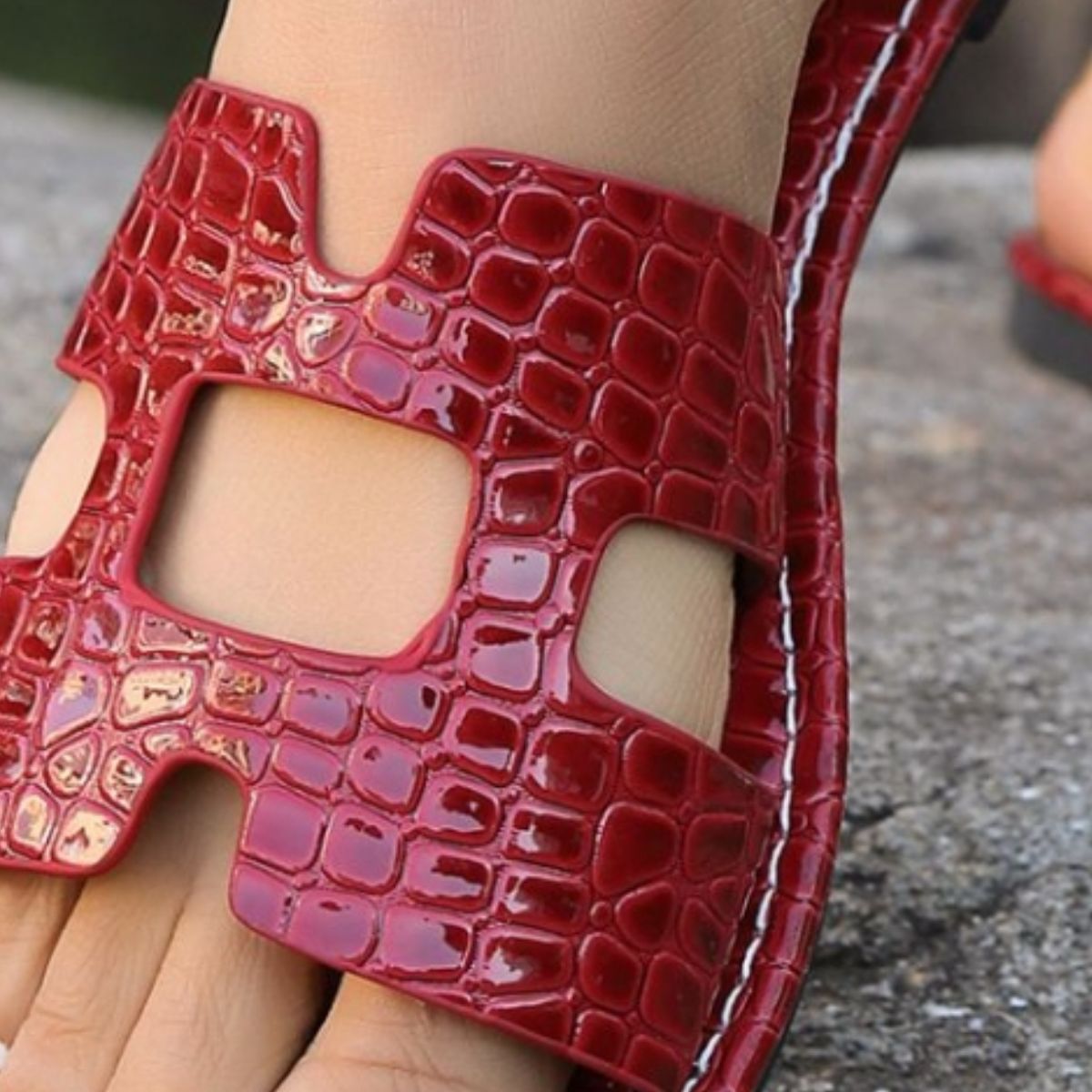 Crocodile Pattern Open-Toe PU Leather Sandals - House of Binx 